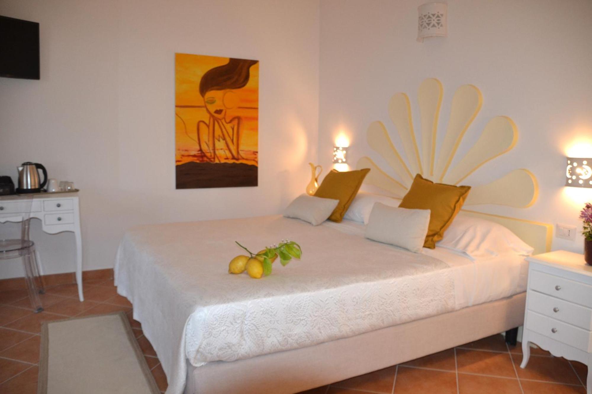 Villa Santa Chiara Positano Suites Zewnętrze zdjęcie